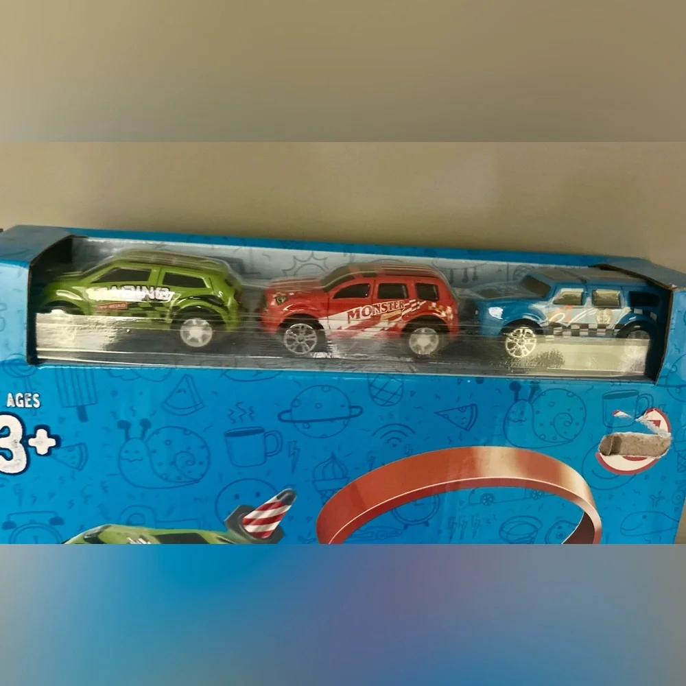 Toymazing Diecast Loop Car Playset